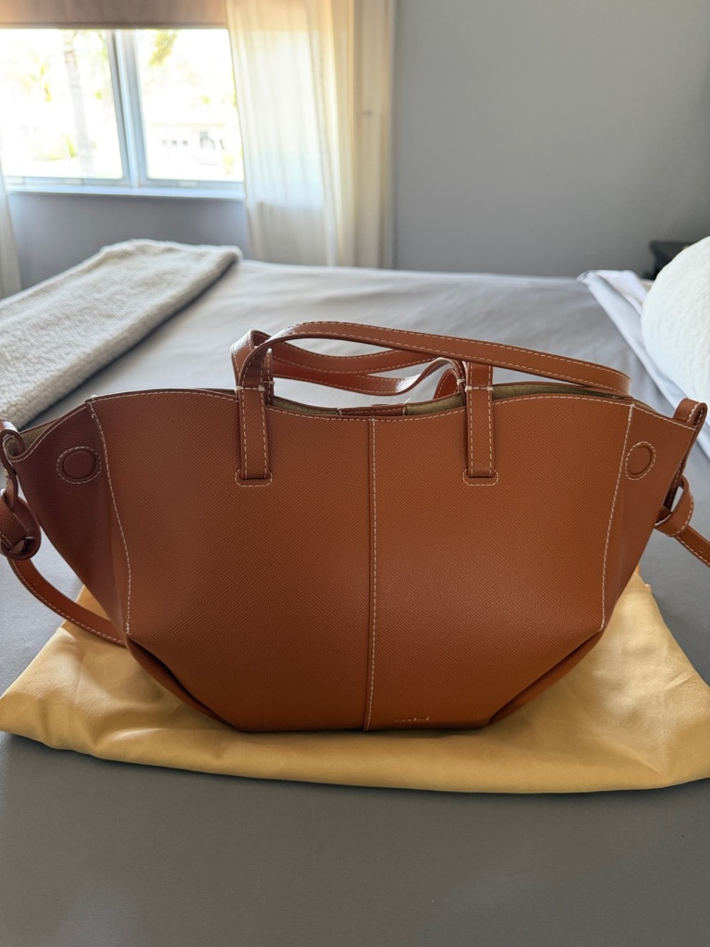 Brown Leather Medium Tote Handbag -
